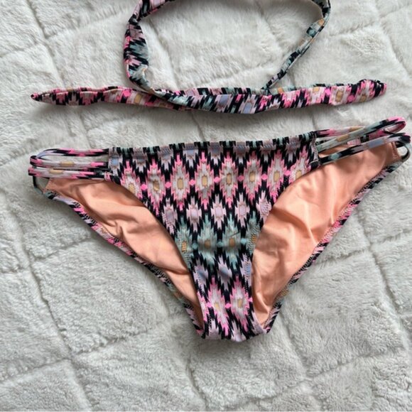 Victoria's Secret | "Warm Ikat Foil" The Wrap Halter & Strappy Cheeky Bikini Set - Picture 8 of 16